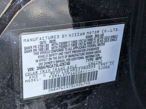 Used 2025 Nissan Kicks SV FWD image 15
