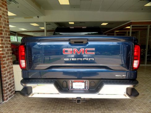 Used 2020 GMC Sierra 1500 SLE image 5