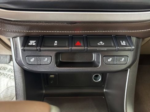 Used 2017 GMC Canyon SLT image 22