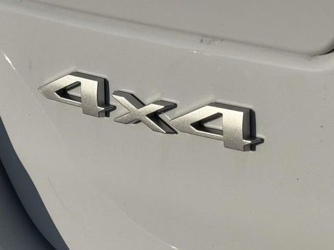 New 2025 Jeep Grand Cherokee Laredo image 32