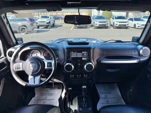 Certified 2016 Jeep Wrangler Unlimited Rubicon AWD/4WD image 30