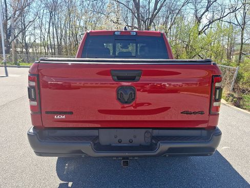 Used 2022 RAM 1500 Big Horn w/ Built-to-serve Edition image 5