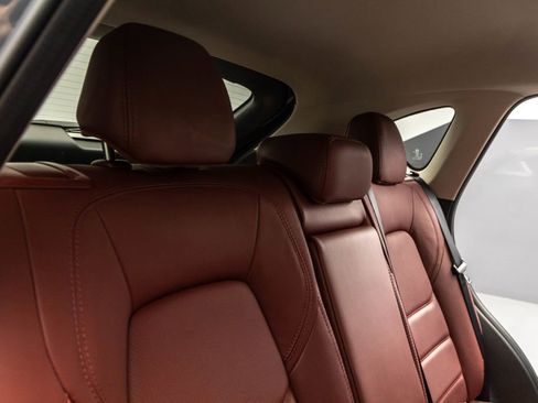 Used 2023 MAZDA CX-5 Carbon Edition image 29