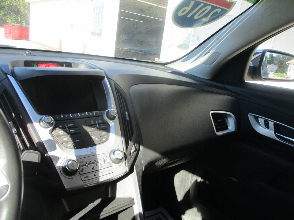 Used 2016 Chevrolet Equinox LTZ w/ Enhanced Convenience Package AWD/4WD image 43