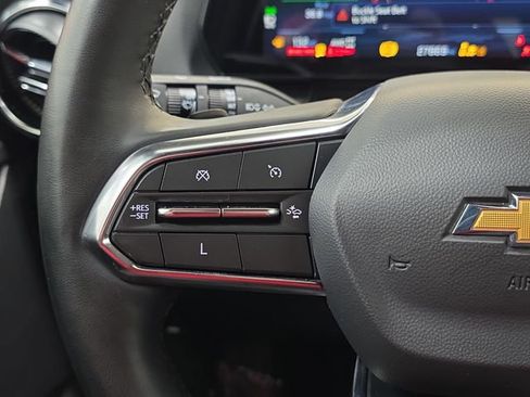 Used 2025 Chevrolet Equinox LT image 16