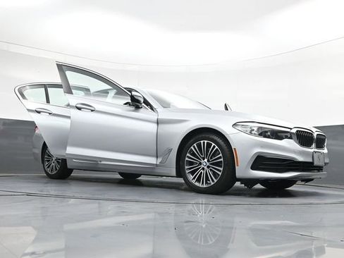 Used 2019 BMW 530i xDrive w/ Convenience Package AWD/4WD image 46