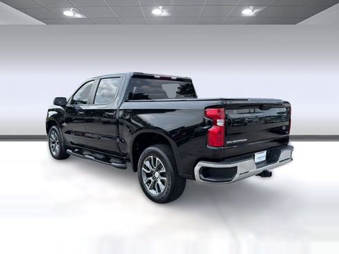 Certified 2023 Chevrolet Silverado 1500 LT RWD image 3
