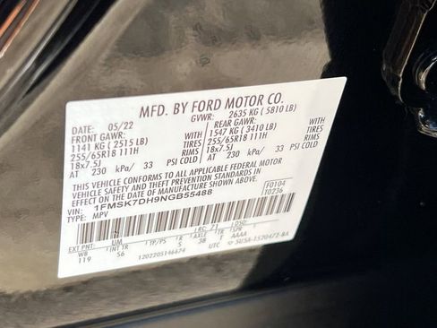 Certified 2022 Ford Explorer XLT w/ Equipment Group 202A image 30