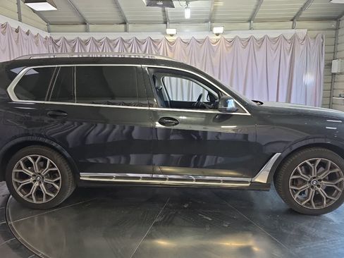 Used 2025 BMW X7 xDrive40i AWD/4WD image 9