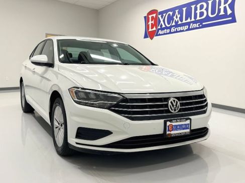 Used 2019 Volkswagen Jetta S FWD image 2