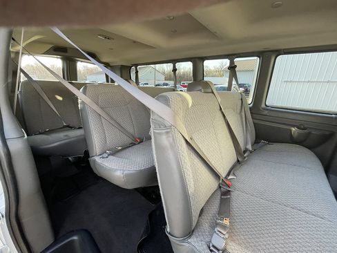 Used 2025 Chevrolet Express 3500 LT w/ LT Preferred Equipment Group RWD image 14