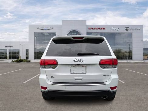 Certified 2021 Jeep Grand Cherokee Limited w/ Luxury Group II RWD image 4