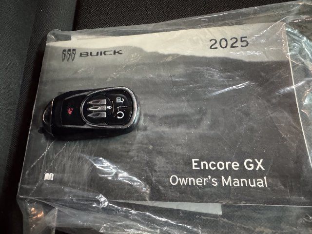 Used 2025 Buick Encore GX Preferred FWD image 25