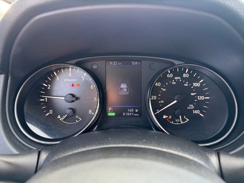 Used 2020 Nissan Rogue SV AWD/4WD image 19