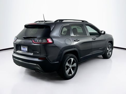 Used 2022 Jeep Cherokee Limited image 5