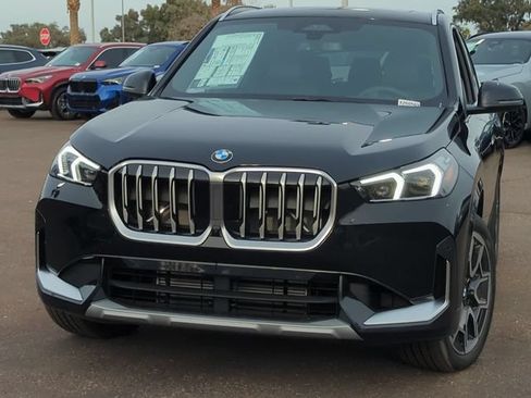 Used 2026 BMW X1 xDrive28i w/ Technology Package AWD/4WD image 3