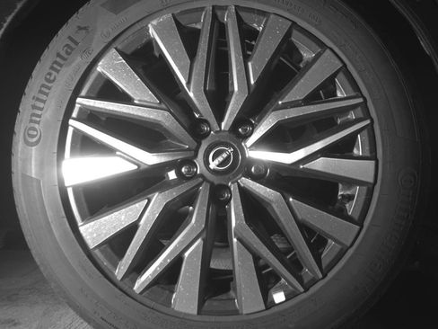 Used 2025 Nissan Altima 2.5 SV image 15