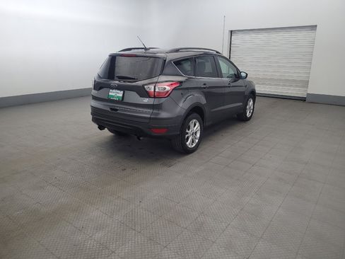 Used 2018 Ford Escape SE w/ Ford Safe & Smart Package AWD/4WD image 9