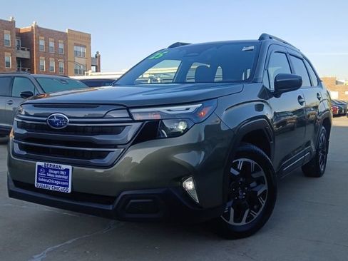 Certified 2025 Subaru Forester Premium AWD/4WD image 29