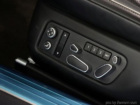 Used 2018 Bentley Flying Spur V8 image 31