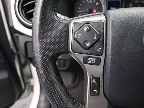 Used 2019 Toyota Tacoma SR5 image 7