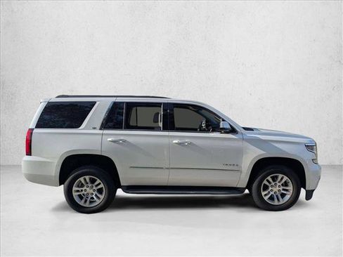 Used 2020 Chevrolet Tahoe LT w/ Luxury Package RWD image 4