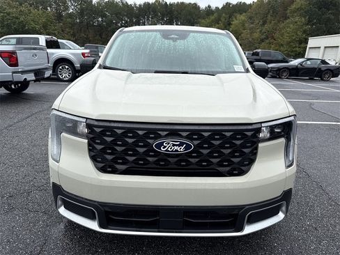 New 2025 Ford Maverick Lariat w/ 4K Tow Package image 2