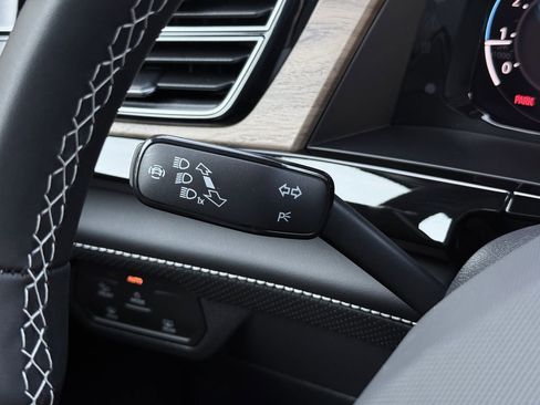 New 2026 Volkswagen Atlas SE FWD image 14