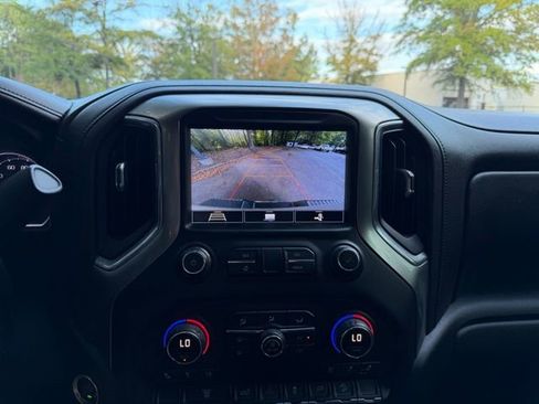 Used 2020 Chevrolet Silverado 2500 LTZ image 11