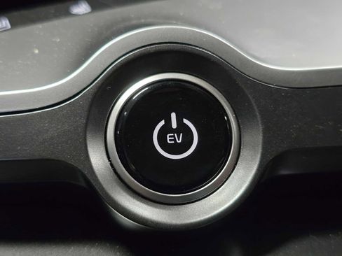 Used 2024 Kia EV6 Wind image 35