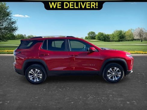 Used 2025 Chevrolet Equinox LT w/ Convenience Package II AWD/4WD image 4