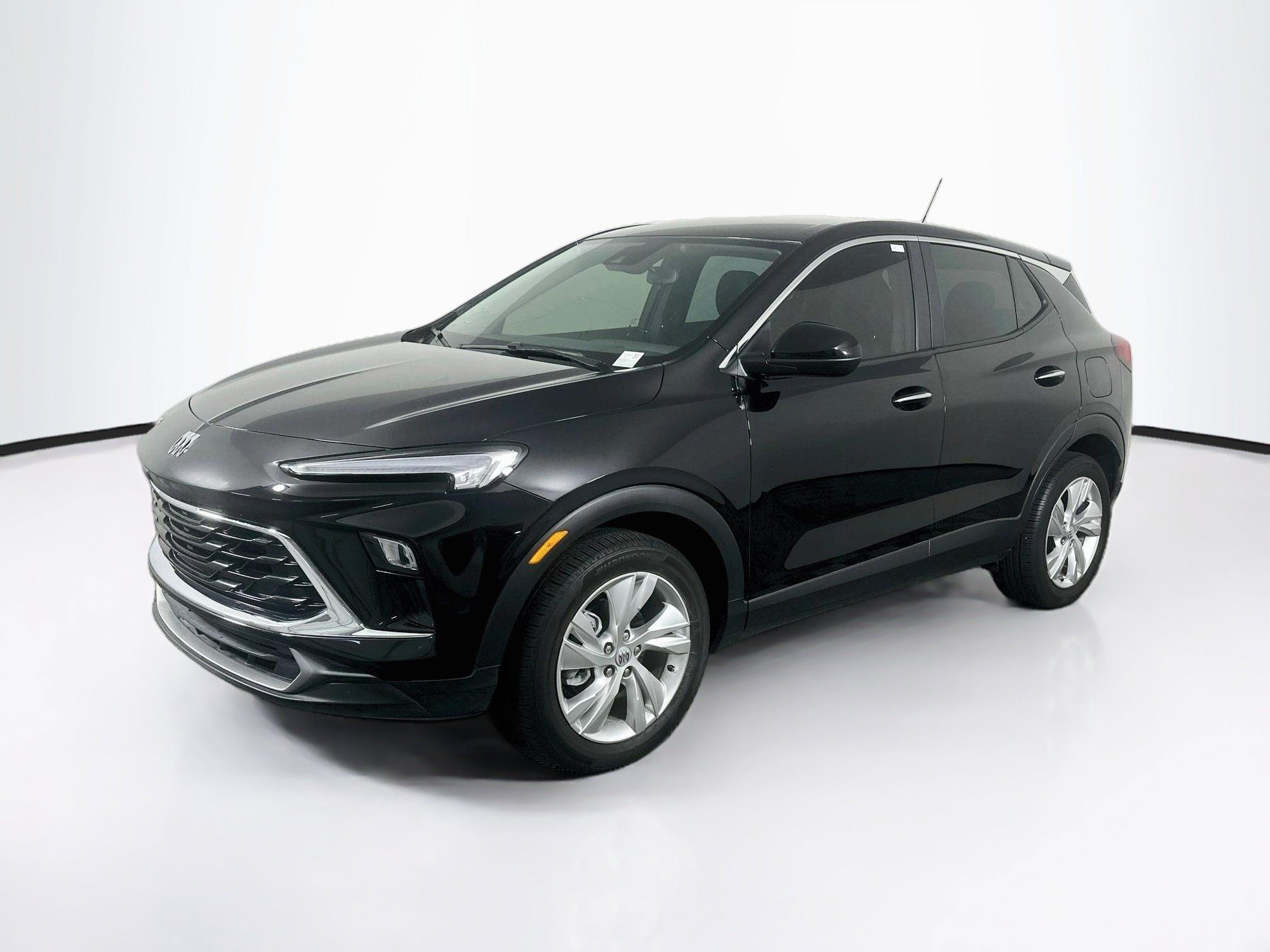 Used 2025 Buick Encore GX Preferred w/ Comfort Package FWD image 3