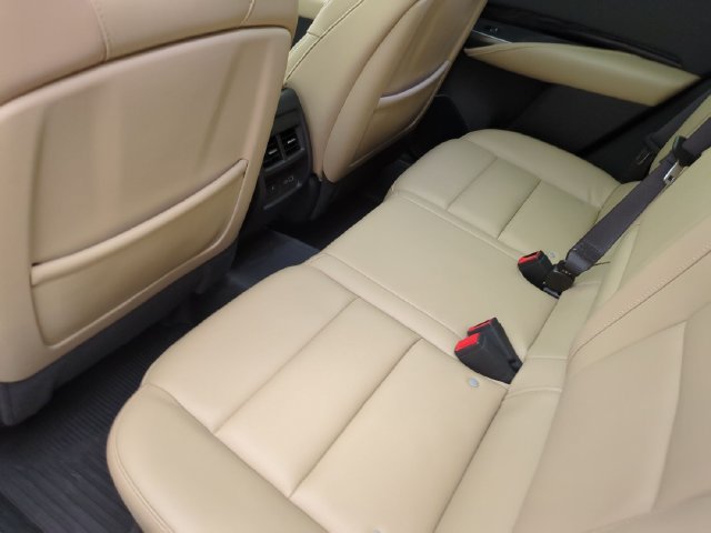 Used 2024 Cadillac XT4 Luxury w/ Cold Weather Package AWD/4WD image 21