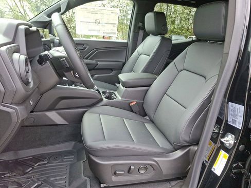 New 2026 Chevrolet Colorado Trail Boss AWD/4WD image 14