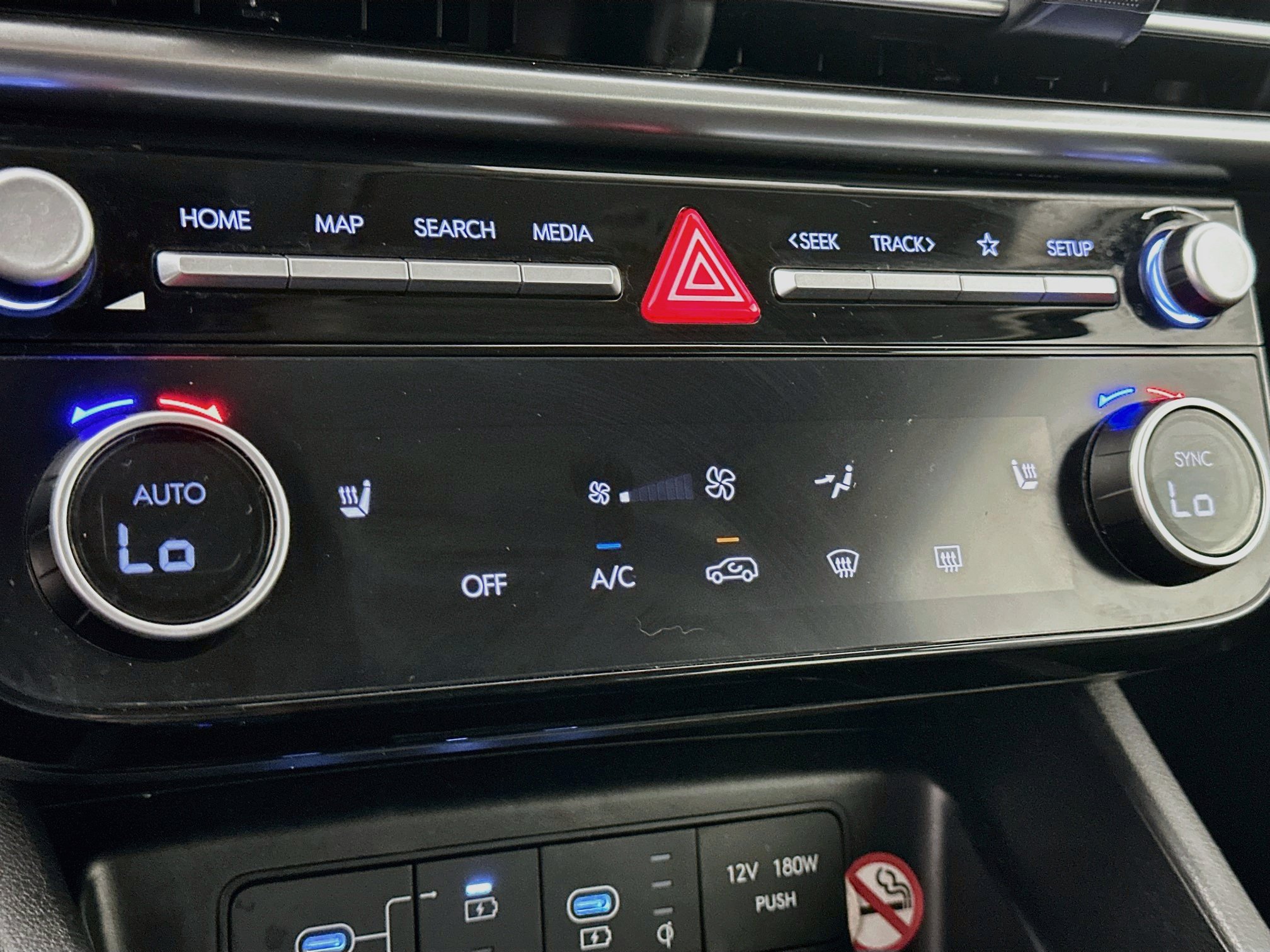Used 2025 Hyundai Tucson SEL AWD/4WD image 23