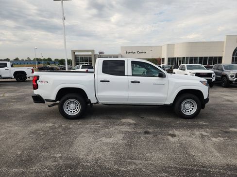 Used 2024 Chevrolet Colorado W/T w/ WT Convenience Package II AWD/4WD image 7