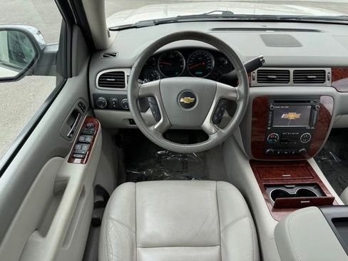 Used 2013 Chevrolet Tahoe LTZ AWD/4WD image 5