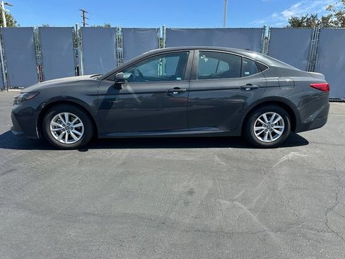 Used 2025 Toyota Camry LE FWD image 2