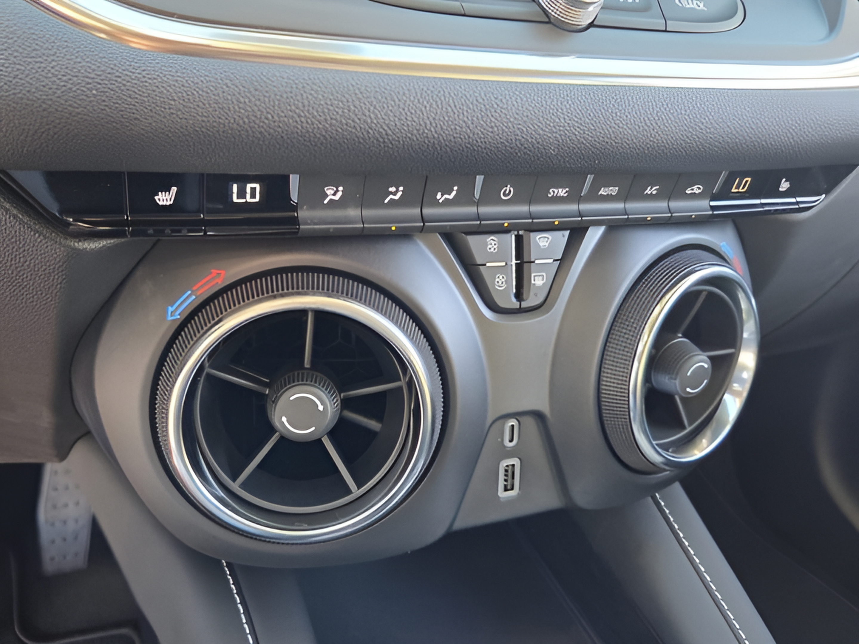 New 2026 Chevrolet Blazer LT FWD image 23