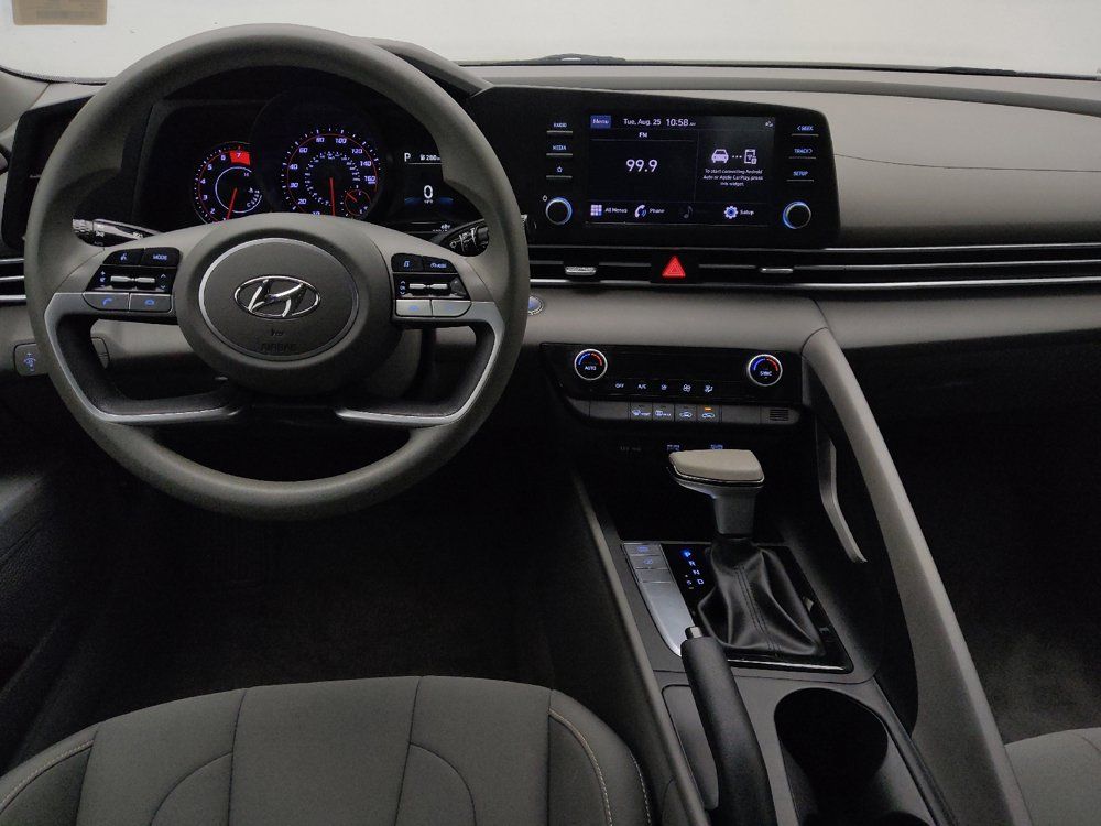 Used 2023 Hyundai Elantra SEL w/ Cargo Package FWD image 22