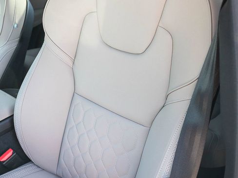 New 2026 Volvo XC60 B5 Plus w/ Protection Package Premier AWD/4WD image 27