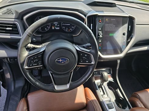 Used 2023 Subaru Ascent Touring AWD/4WD image 18