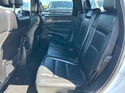 Used 2021 Jeep Grand Cherokee Limited AWD/4WD image 11