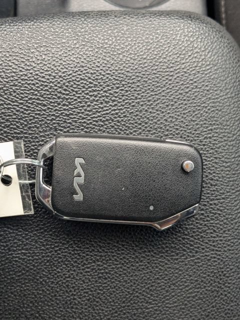 Used 2024 Kia Forte LXS w/ LXS Technology Package FWD image 28