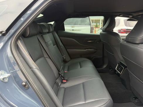 Used 2026 Toyota Crown AWD/4WD image 34