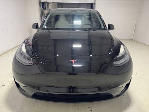 Used 2022 Tesla Model Y Performance AWD/4WD image 11
