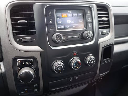 Used 2016 RAM 1500 Express AWD/4WD image 19