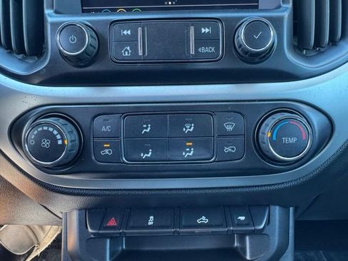 Used 2020 Chevrolet Colorado LT RWD image 31