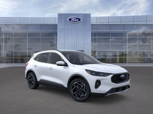 New 2026 Ford Escape Platinum w/ Equipment Group 601A AWD/4WD image 8