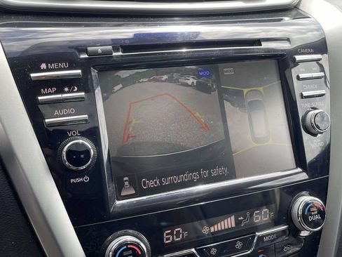 Used 2024 Nissan Murano SL FWD image 25